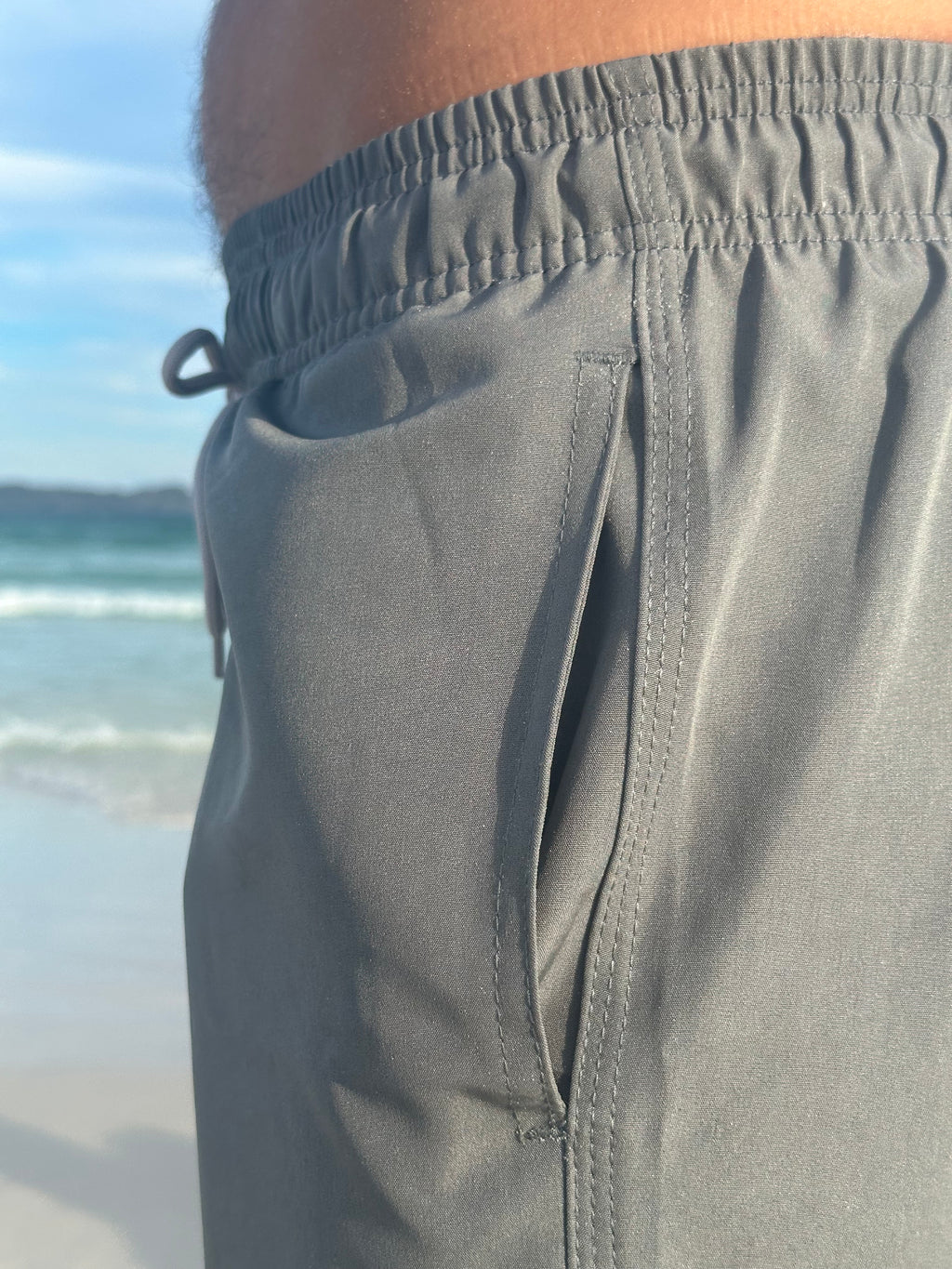 lobo• Classic Shorts