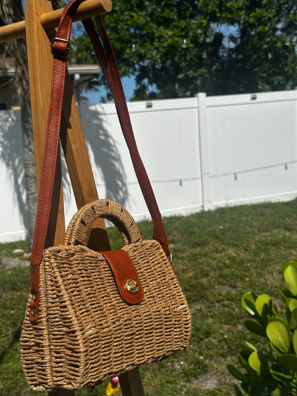 The Mini Coastal bag + Crossbody