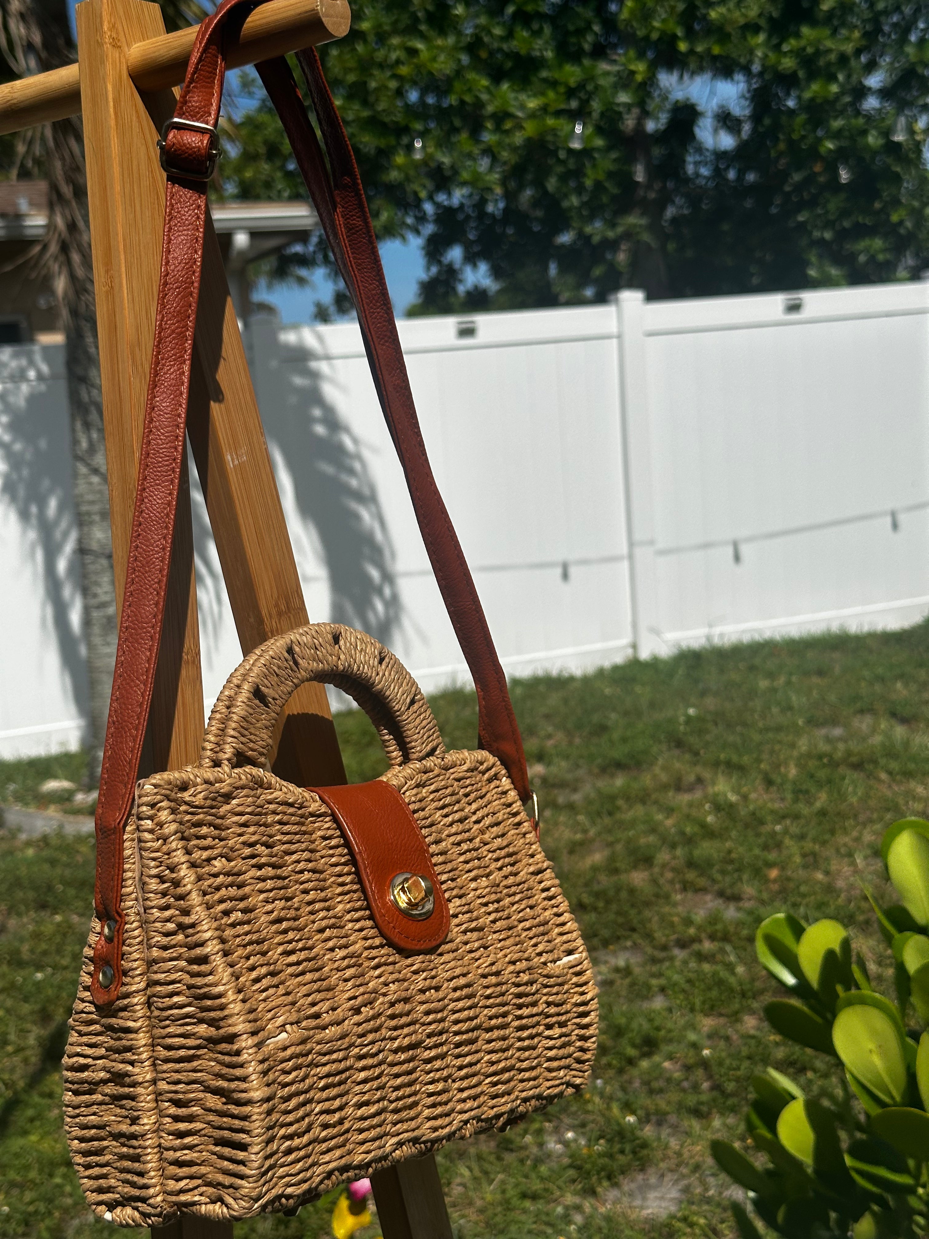 The Mini Coastal bag + Crossbody